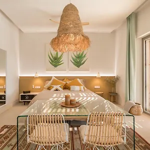  Apartahotel Portmany España