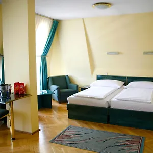 https://bara.inbudapesthotels.com